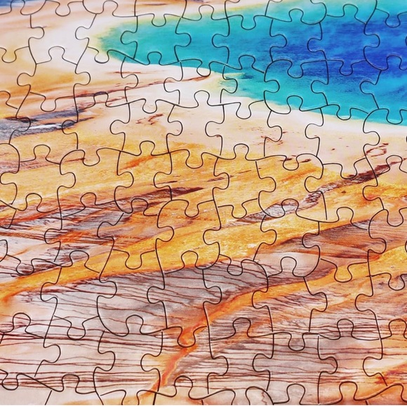 Yellowstone National Park 1000 Piece Jigsaw Puzzle - Picture 4 of 5